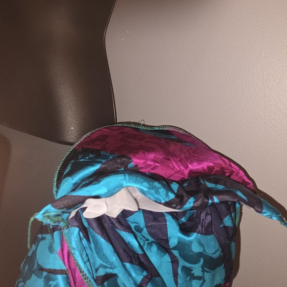 Elegant Teal and Pink Women's Blouse - Picture 11 of 15